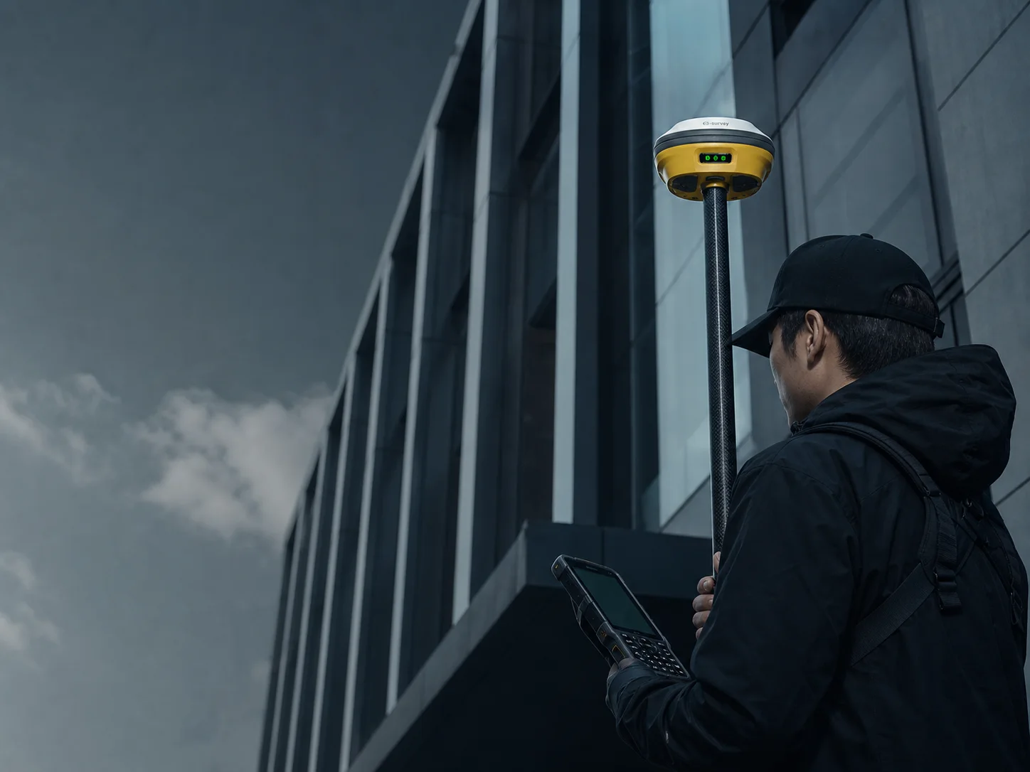 GNSS receiver and controller in the field